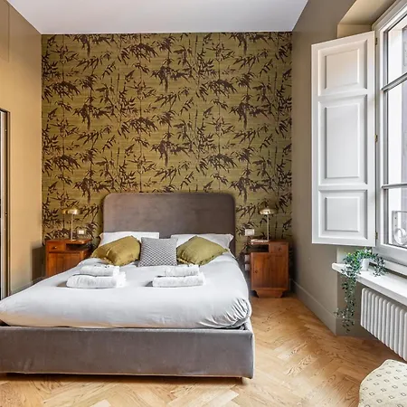 Apartment Iflat Monti Life With Elegance, Comfort And Beauty