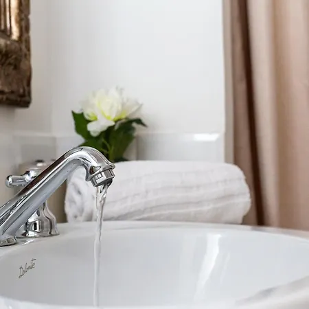 Apartment Iflat Monti Life With Elegance, Comfort And Beauty